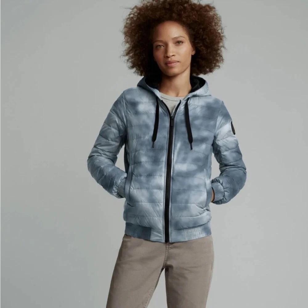 Canada Goose Richmond Women's Blue Down Puffer Zip Up Jacket Coat Haze Print M - Picture 14 of 16